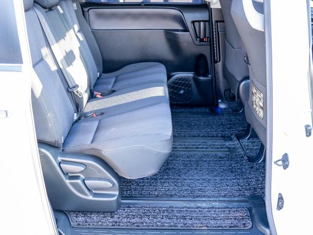 ヴォクシー ＺＳ　煌（23枚目）