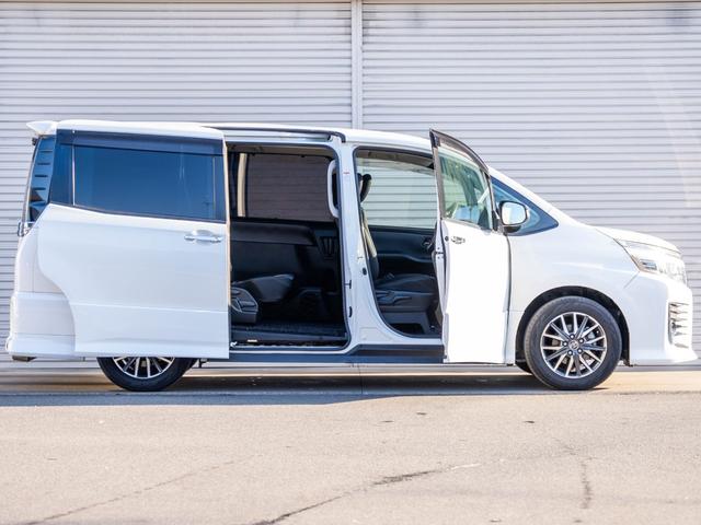 ヴォクシー ＺＳ　煌（25枚目）