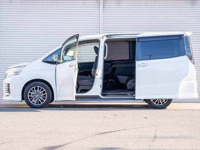 ヴォクシー ＺＳ　煌（30枚目）