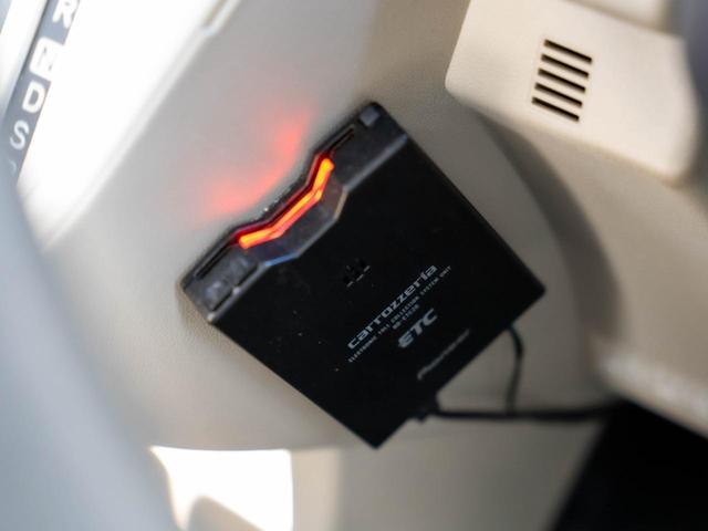 �{�f�B�R�[�e�B���O�������Ă���܂��B���C���󂯂��X�^�b�t�����J�Ɏ{�H�������܂��B�s�b�J�s�J�ɂ��܂���I