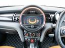 クーパーＳ　クーパーＳ　ツートンカラー　ローダウン　社外アルミ　スマートキー　純正ナビ　Ｂｌｕｅｔｏｏｔｈ　ＭＩＮＩドライビングモード　シートカバー　ステアリングスイッチ　オートエアコン　電動格納ミラー（43枚目）