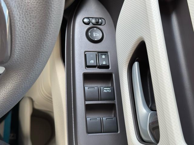 Ｎ－ＢＯＸ Ｇ・ＥＸホンダセンシング　Ｇ　ステアリングステアリングリモコン　クルーズコントロール　オートライト　電格ミラー　パワステ　左側パワスラ　プッシュスタート　横滑防止　ＥＴＣ　Ｂｌｕｅｔｏｏｔｈ　ＵＳＢ　スマートキー（15枚目）