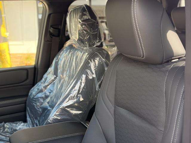 ランドクルーザー２５０ ＶＸ　ＶＸ　角目ＬＥＤヘッド　サンルーフ　トヨタチームメイト　１２．３型ディスプレイオーディオ　全周囲カメラ　シートベンチレーション　デジタルインナーミラー　ブラインドスポットモニター　ＥＴＣ２．０（39枚目）