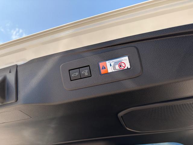 ランドクルーザー２５０ ＶＸ　ＶＸ　角目ＬＥＤヘッド　サンルーフ　トヨタチームメイト　１２．３型ディスプレイオーディオ　全周囲カメラ　シートベンチレーション　デジタルインナーミラー　ブラインドスポットモニター　ＥＴＣ２．０（68枚目）