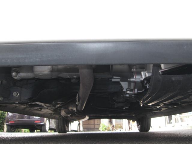 N-BOX G SSパッケージ 左右フロントシートヒーター・ヒーテッドドアミラー・スマートキー・TV・ナビ・バックカメラ・Bluetooth・ETC・左パワースライドドア・両側イージードアクローザー・横滑り防止・電動格納ドアミラー(15枚目)