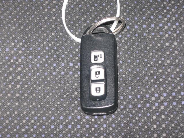 N-BOX G SSパッケージ 左右フロントシートヒーター・ヒーテッドドアミラー・スマートキー・TV・ナビ・バックカメラ・Bluetooth・ETC・左パワースライドドア・両側イージードアクローザー・横滑り防止・電動格納ドアミラー(44枚目)