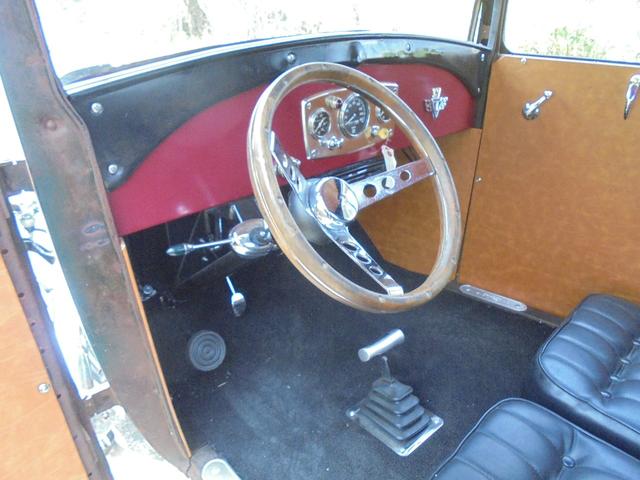 1927年 model A coupe Hotrod V8(9枚目)