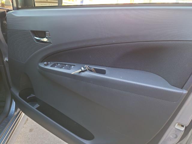 ステラ カスタムＲ　スマートアシスト　ナビ　バックカメラ　ＥＴＣ　オートライト　ＬＥＤヘッドライト　フォグランプ　Ｂｌｕｅｔｏｏｔｈ　ＣＤ　ＤＶＤ　前後ドラレコ（32枚目）