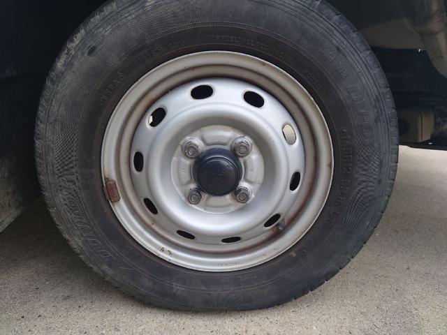 サンバートラック ＴＣ　４ＷＤ　５ＭＴ　ユーザー買取車（11枚目）