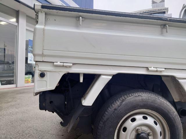 サンバートラック ＴＣ　４ＷＤ　５ＭＴ　ユーザー買取車（22枚目）