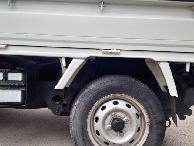 サンバートラック ＴＣ　４ＷＤ　５ＭＴ　ユーザー買取車（27枚目）