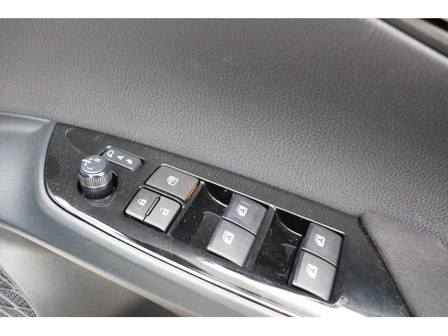 Aプレミアム 車検6年4月 メーカーオプション11.6インチナビTV バックカメラ ETC スマートキー2本 レザーシート レーダークルーズ プリクラッシュセーフティ BSM HUD オートハイビーム 社外ハンドル(35枚目)