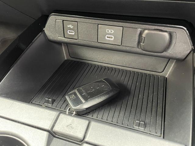 プリウス G 1オーナー セーフティセンス BSM RCTA RSA PKSB 純正ナビTV バックカメラ ドライブレコ-ダ- ETC シートヒーター スマートキー2本 レーダークルーズ AC100V(19枚目)