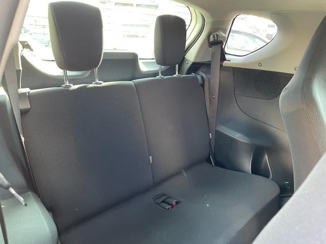 ｉＱ １３０Ｇ　→（ゴー）　ワンオーナー　純正ナビＴＶ　バックカメラ　レザーハンドル　キーレス・スペアキー　ＥＴＣ　フロントフォグライト（7枚目）