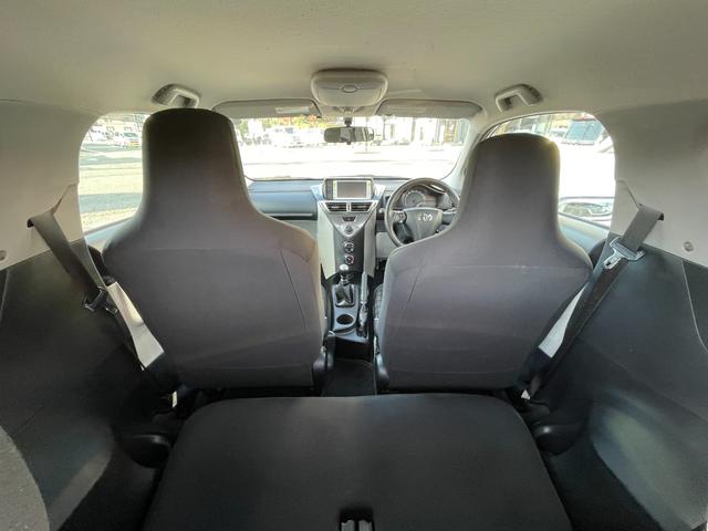 ｉＱ １３０Ｇ　→（ゴー）　ワンオーナー　純正ナビＴＶ　バックカメラ　レザーハンドル　キーレス・スペアキー　ＥＴＣ　フロントフォグライト（8枚目）