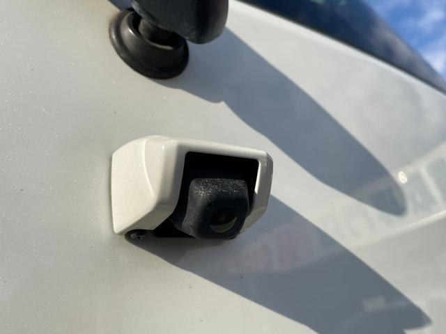 ｉＱ １３０Ｇ　→（ゴー）　ワンオーナー　純正ナビＴＶ　バックカメラ　レザーハンドル　キーレス・スペアキー　ＥＴＣ　フロントフォグライト（32枚目）