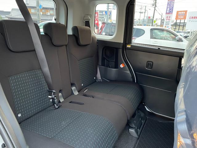 ルーミー カスタムＧ－Ｔ　コンフォートパッケージ　パノラミックビューパッケージ　９インチディスプレイオーディオ　ＨＤＭＩ　地デジ　ＥＴＣ　スマートキー２本　シートヒーター　スマートアシスト　フロアマット　ツートンルーフ（8枚目）