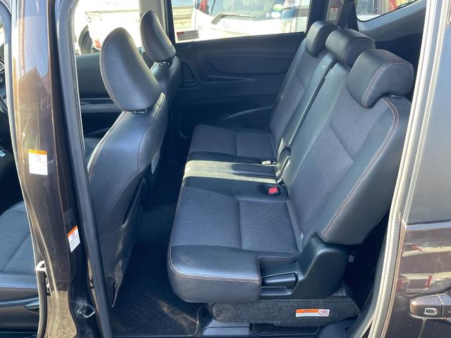 シエンタ ハイブリッドＧ　クエロ　ワンオーナー　ストラーダナビＴＶ　バックカメラ　両側パワースライトドア　スマートキー２本　セーフティセンス　７人乗り（15枚目）