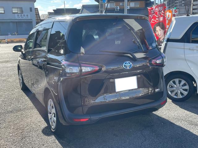 シエンタ ハイブリッドＧ　クエロ　ワンオーナー　ストラーダナビＴＶ　バックカメラ　両側パワースライトドア　スマートキー２本　セーフティセンス　７人乗り（29枚目）