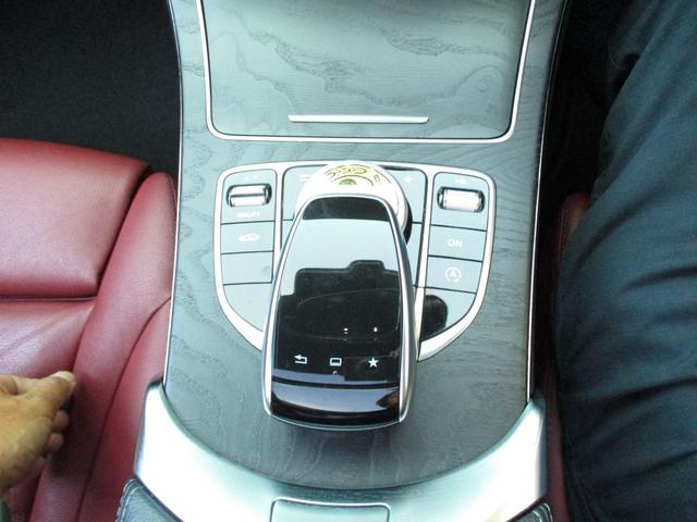 Ｃクラス Ｃ２５０スポーツ　サンルーフ　エクスクルーシブパッケージ　赤革　ブルメスタ　エアバランスパッケージ（18枚目）