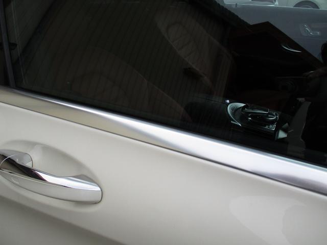 Ｃクラスステーションワゴン Ｃ２００　ステーションワゴン　スポーツ本革仕様　赤革　社外２０ＡＷ　エアバランスパッケージ（58枚目）