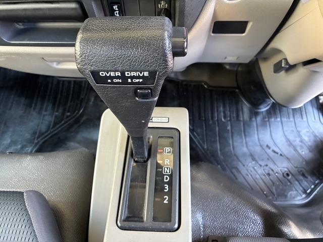 アトラストラック 　フルスーパーロー　新明和すいちょくゲート　オートマ　車両総重量３６０５ｋｇ（16枚目）