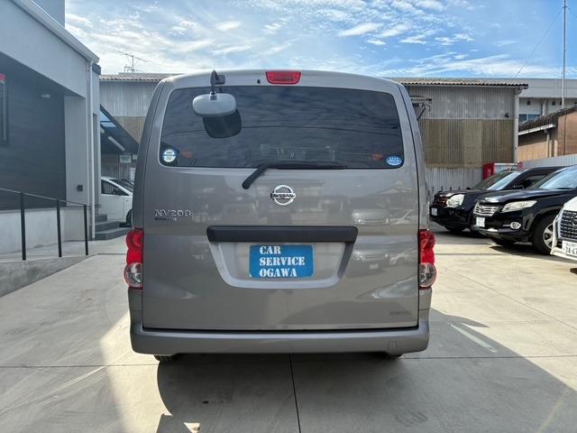 ＮＶ２００バネットバン ＧＸ　鏡面電動調整機能付ドアミラー　パワーウィンドウ　荷室天井トリム（6枚目）