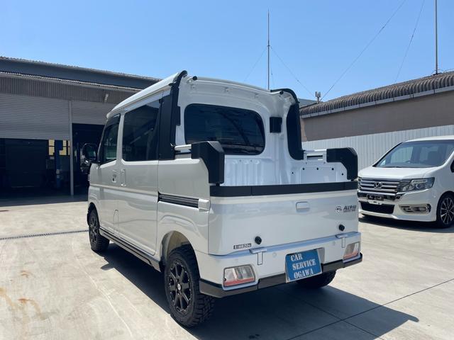 アトレー アトレーデッキバン　４ＷＤ　ターボ　オートマ　３０ｍｍリフトアップキット　ＴＯＹＯオープンカントリー新品　純正９インチディスプレイオーディオ　ＨＤＭＩ　ＵＳＢソケット　バックカメラ　スマートインナーミラー　両側電スラ（8枚目）