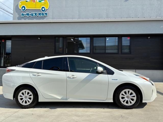 プリウス Ｓセーフティプラス　ナビ　バックカメラ　ＥＴＣ　レーダークルーズ　クリアランスソナー　セーフティセンス　ＬＥＤヘッドランプ　ＬＥＤフロントフォグランプ（4枚目）