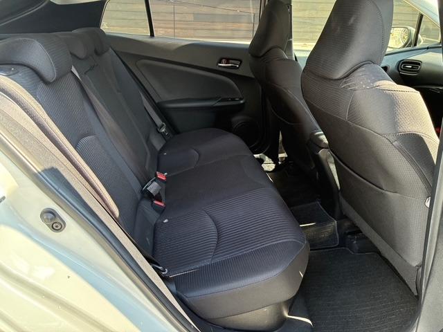 プリウス Ｓセーフティプラス　ナビ　バックカメラ　ＥＴＣ　レーダークルーズ　クリアランスソナー　セーフティセンス　ＬＥＤヘッドランプ　ＬＥＤフロントフォグランプ（11枚目）