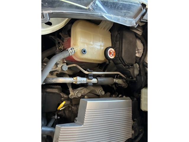 プリウス Sセーフティプラス 純正9インチナビ バックカメラ レーダークルーズコントロール クリアランスソナー ETC ドライブレコーダー LEDヘッドランプ LEDフォグランプ(24枚目)