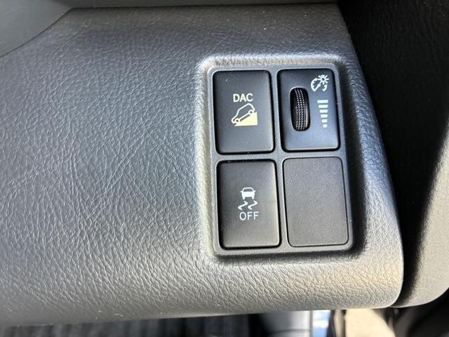 ヴァンガード ２４０Ｓ　４ＷＤ　ナビ　バックカメラ（18枚目）