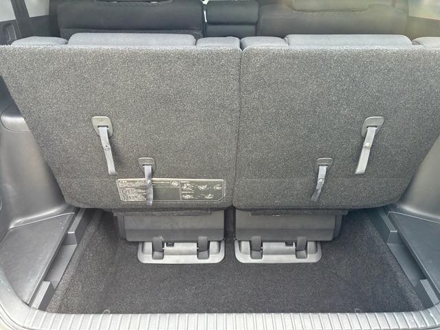 ヴァンガード ２４０Ｓ　Ｓパッケージ　７人乗り　４ＷＤ　ナビ　バックカメラ　クルーズコントロール　ＥＴＣ（9枚目）