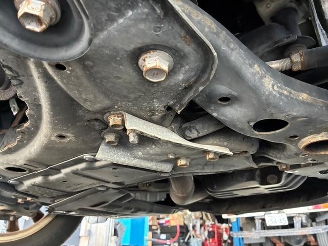 ヴァンガード ２４０Ｓ　Ｓパッケージ　７人乗り　４ＷＤ　ナビ　バックカメラ　クルーズコントロール　ＥＴＣ（27枚目）