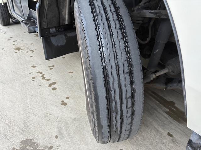 ダイナトラック Ｗキャブロングジャストロー　ディーゼル　全席パワーウィンドウ　ＥＴＣ　車両総重量３４２０ｋｇ　積載量１２００ｋｇ（22枚目）