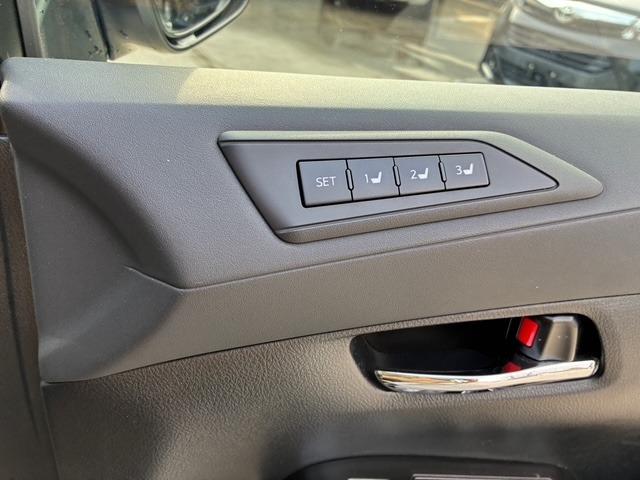 アルファード ３．５エグゼクティブラウンジ　モデリスタエアロ　１２．１インチリアシートエンターテインメントシステム　ＪＢＬサウンドシステム　ツインムーンルーフ　ベージュ革シート　レーダークルーズコントロール　パノラミックビューモニター（29枚目）