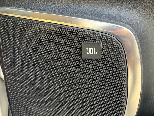 アルファード ３．５エグゼクティブラウンジ　モデリスタエアロ　１２．１インチリアシートエンターテインメントシステム　ＪＢＬサウンドシステム　ツインムーンルーフ　ベージュ革シート　レーダークルーズコントロール　パノラミックビューモニター（30枚目）