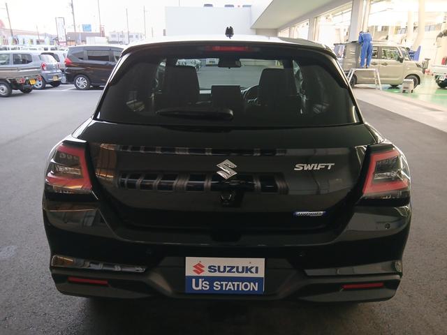 スイフト ハイブリッドＭＸ　禁煙車　９インチ全方位モニター付きメモリーナビゲーション　Ｂｌｕｅｔｏｏｔｈ対応　スズキコネクト対応通信車　衝突被害軽減ブレーキ　６スピーカー　フルオートエアコン　ＵＳＢ電源ソケット（3枚目）