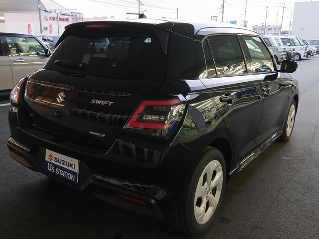スイフト ハイブリッドＭＸ　禁煙車　９インチ全方位モニター付きメモリーナビゲーション　Ｂｌｕｅｔｏｏｔｈ対応　スズキコネクト対応通信車　衝突被害軽減ブレーキ　６スピーカー　フルオートエアコン　ＵＳＢ電源ソケット（8枚目）