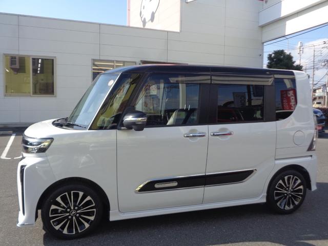 タント カスタムRS 純正10インチナビ/パノラマモニター/サイドガーニッシュ/LEDヘッドライト/両側電動スライドドア/前席シートヒーター/クリアランスソナー/Aストップ/Bluetooth接続/スマートキー2個(12枚目)