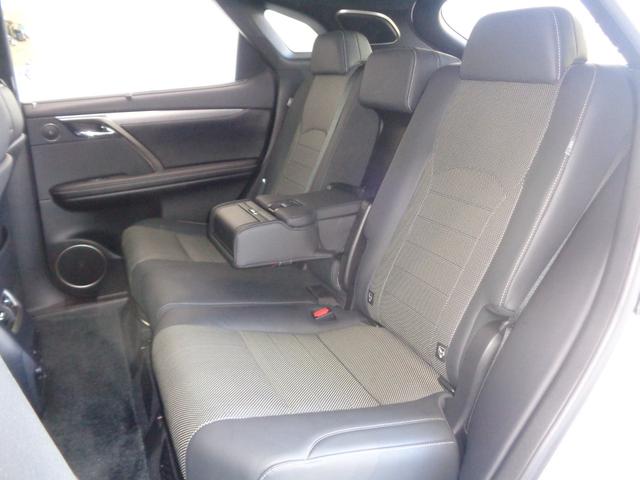 ＲＸ ＲＸ４５０ｈ　Ｆスポーツ　走行無制限１年保証付き／パノラマルーフ／マークレビンソン／パノラミックビューモニター／後席電動格納＆後席シートヒーター／ＯＰ２０インチＡＷ／ブラインドスポットモニター／三眼ＬＥＤヘッドライト（28枚目）