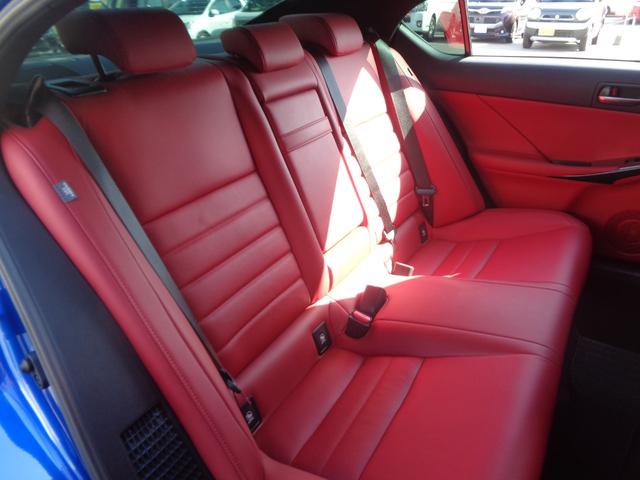 IS IS300h Fスポーツ スマートキー/純正10.3インチナビ/フルセグ/パノラミックビューカメラ/3眼LEDヘッドライト/マークレビンソン/オレンジキャリパー/赤レザーシート/シートヒーター/パワーシート/ETC2.0/(12枚目)