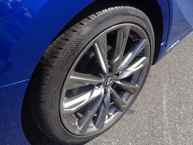 IS IS300h Fスポーツ スマートキー/純正10.3インチナビ/フルセグ/パノラミックビューカメラ/3眼LEDヘッドライト/マークレビンソン/オレンジキャリパー/赤レザーシート/シートヒーター/パワーシート/ETC2.0/(40枚目)