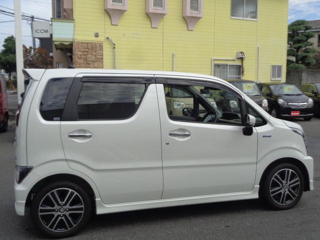 ワゴンＲスティングレー ハイブリッドＴ　スマートキー／プッシュスタート／社外ナビ／フルセグ／バックカメラ／ＬＥＤヘッドライト／ブレーキサポート／アイドリングストップ／シートヒーター／ＥＴＣ／（5枚目）