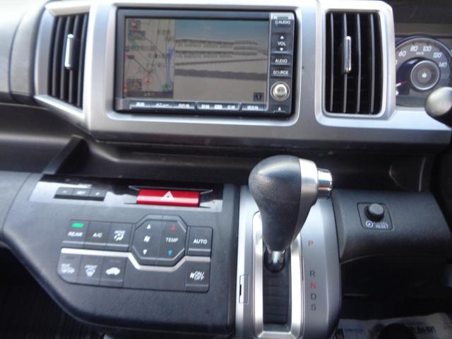 ステップワゴンスパーダ Ｚ　インターナビセレクション　走行無制限１年保証／メーカーＨＤＤナビ／フルセグＴＶ／バックカメラ／ＵＳＢ／後席フリップダウンモニター／ＨＩＤヘッドライト／純正フォグライト／両側パワスラ／ドラレコ／ＥＴＣ／ローダウン／ワンオーナー（25枚目）