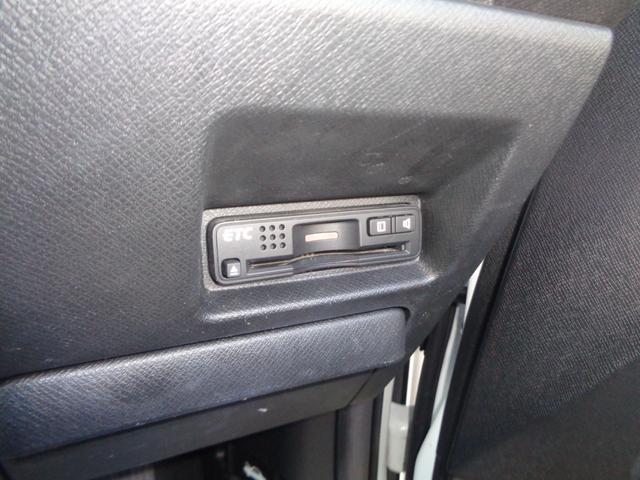 ステップワゴンスパーダ Ｚ　インターナビセレクション　走行無制限１年保証／メーカーＨＤＤナビ／フルセグＴＶ／バックカメラ／ＵＳＢ／後席フリップダウンモニター／ＨＩＤヘッドライト／純正フォグライト／両側パワスラ／ドラレコ／ＥＴＣ／ローダウン／ワンオーナー（32枚目）