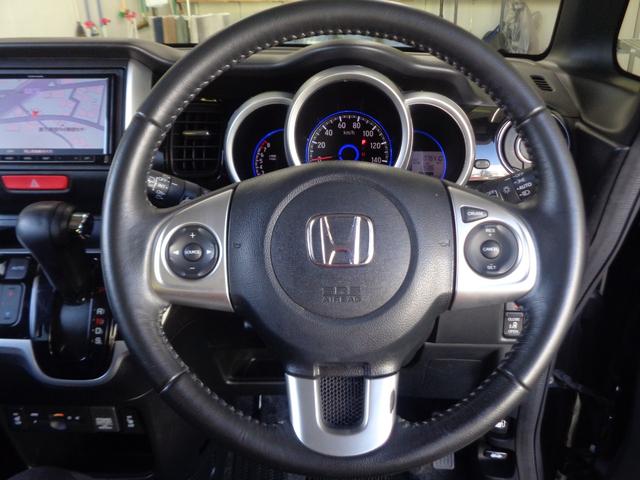 N-BOXカスタム G ターボSSパッケージ スマートキー/社外ナビ/フルセグ/バックカメラ/両側パワースライドドア/HID/フォグ/ETC/シートヒーター/(27枚目)