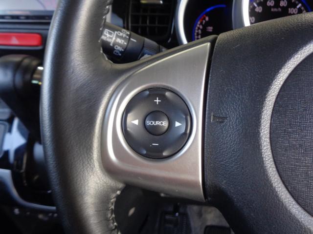 N-BOXカスタム G ターボSSパッケージ スマートキー/社外ナビ/フルセグ/バックカメラ/両側パワースライドドア/HID/フォグ/ETC/シートヒーター/(28枚目)