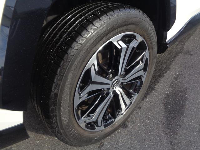 ＲＡＶ４ ＰＨＶ ブラックトーン　純正９インチディスプレイオーディオ／純正ナビ／パノラミックビューモニター／パノラマムーンルーフ／寒冷地仕様／スペアタイヤ／前後席シートヒーター／デジタルインナーミラー／セーフティセンス（16枚目）