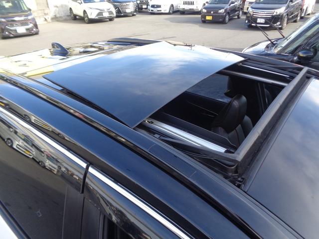 ＲＡＶ４ ＰＨＶ ブラックトーン　純正９インチディスプレイオーディオ／純正ナビ／パノラミックビューモニター／パノラマムーンルーフ／寒冷地仕様／スペアタイヤ／前後席シートヒーター／デジタルインナーミラー／セーフティセンス（21枚目）